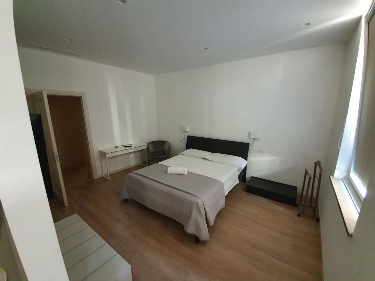 Mi Casa Es Tambien Tu Casa Vips Hotel Werona Zewnętrze zdjęcie