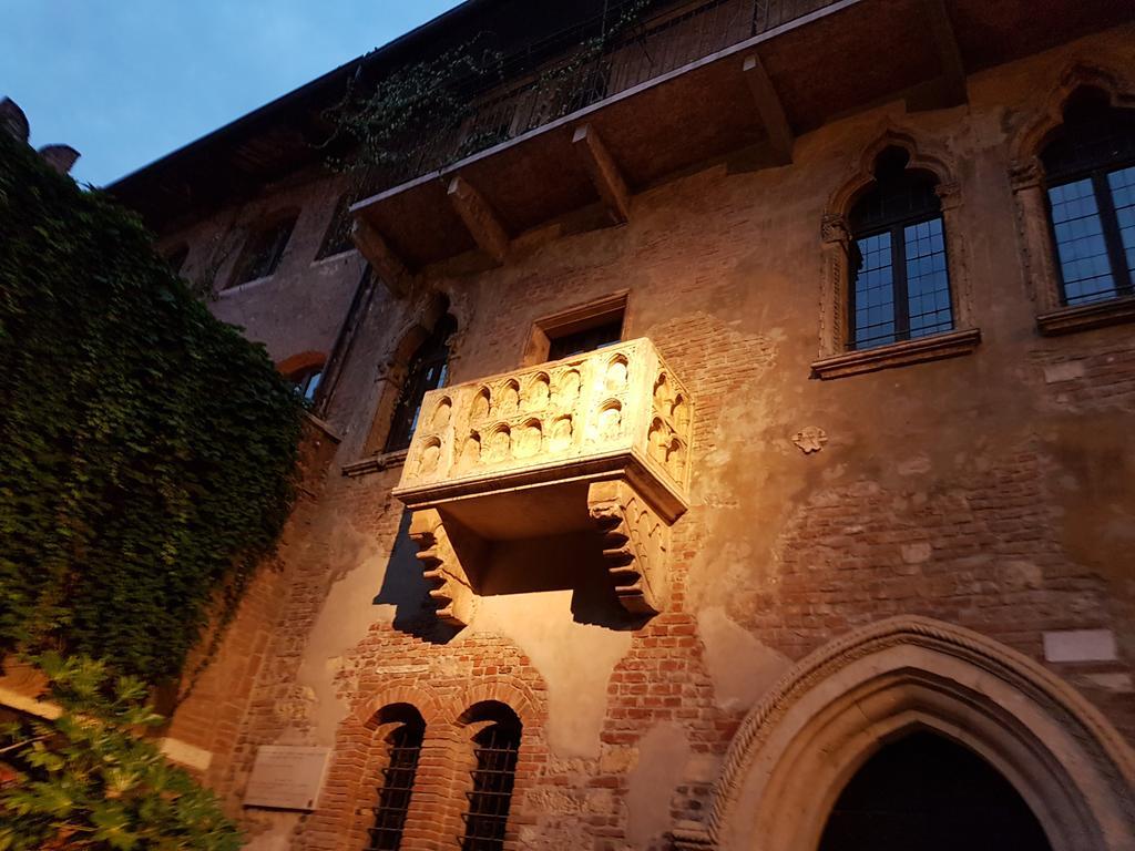 Mi Casa Es Tambien Tu Casa Vips Hotel Werona Zewnętrze zdjęcie