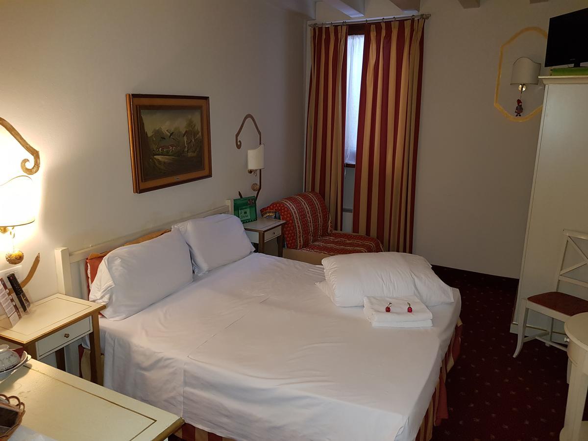 Mi Casa Es Tambien Tu Casa Vips Hotel Werona Zewnętrze zdjęcie