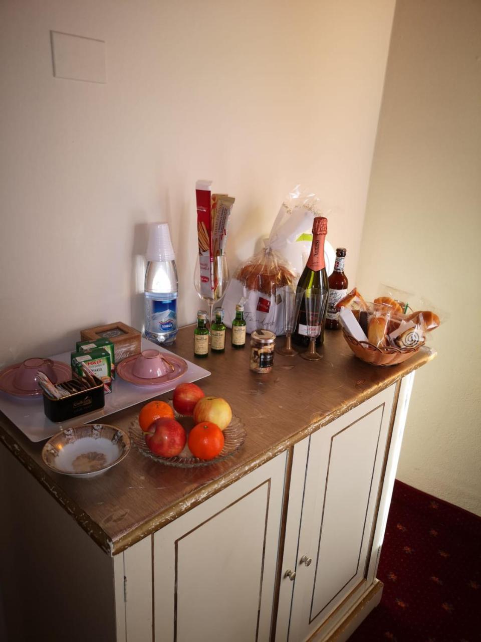 Mi Casa Es Tambien Tu Casa Vips Hotel Werona Zewnętrze zdjęcie